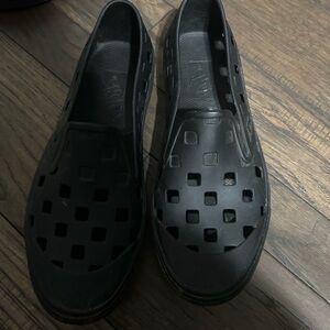 Vans Women’s Slip On Trek 7.5